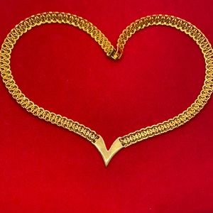 Napier Vintage Gold tone statement Chain